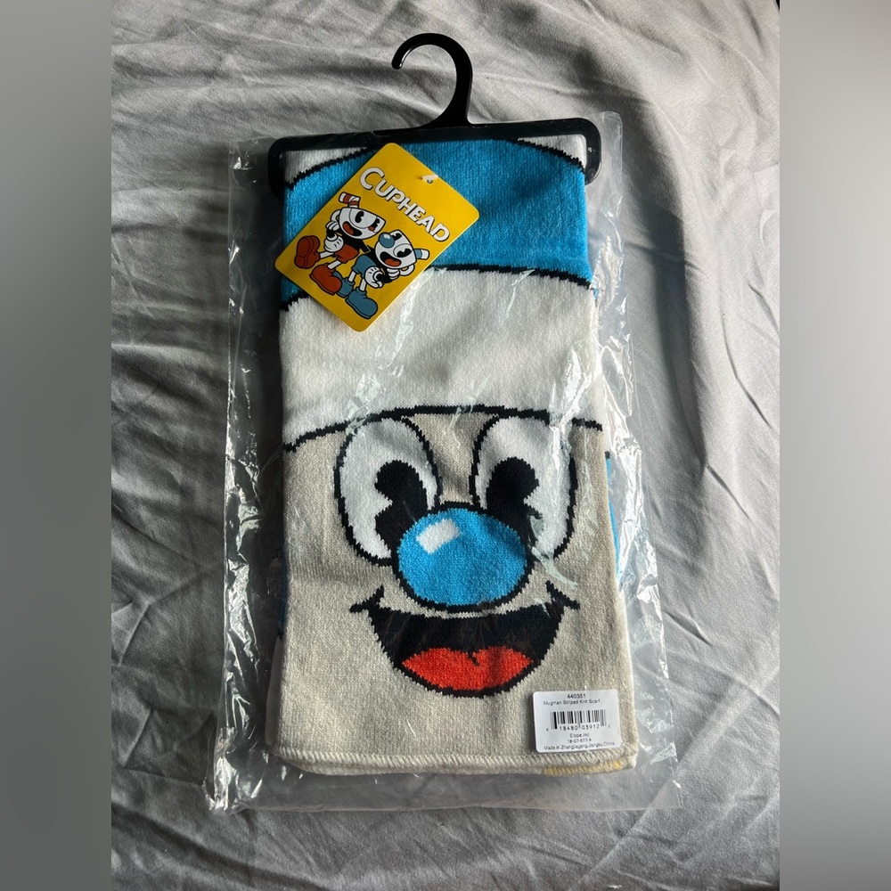 MugMan Blue/Gray/White Stripped Knit Scarf (NWT)